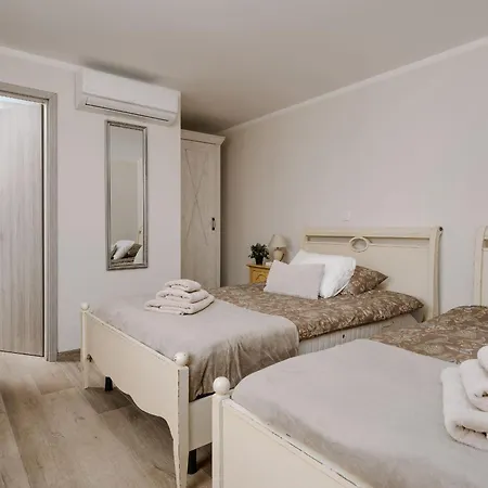 Ilmea Villa *
